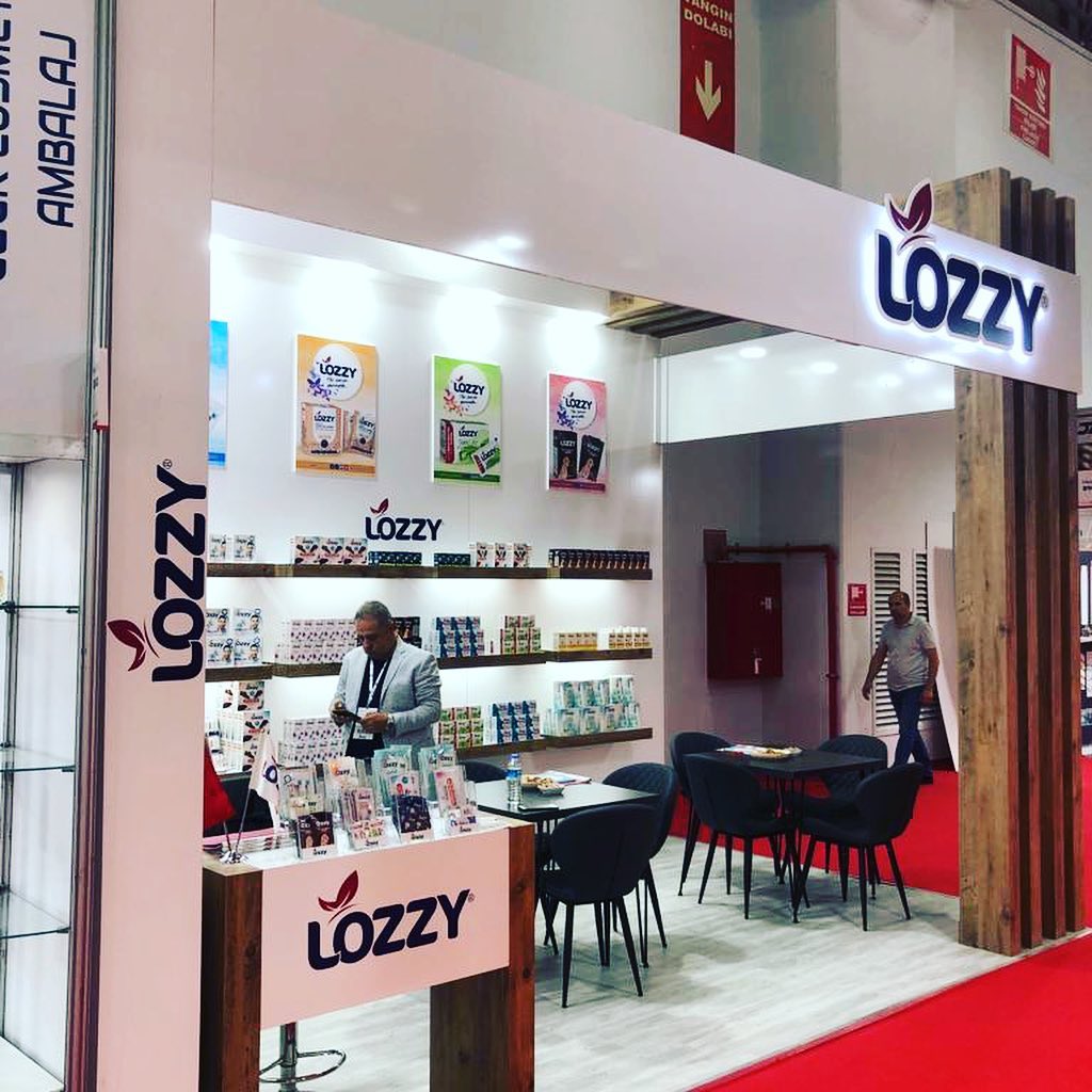Lozzy Hijyen
